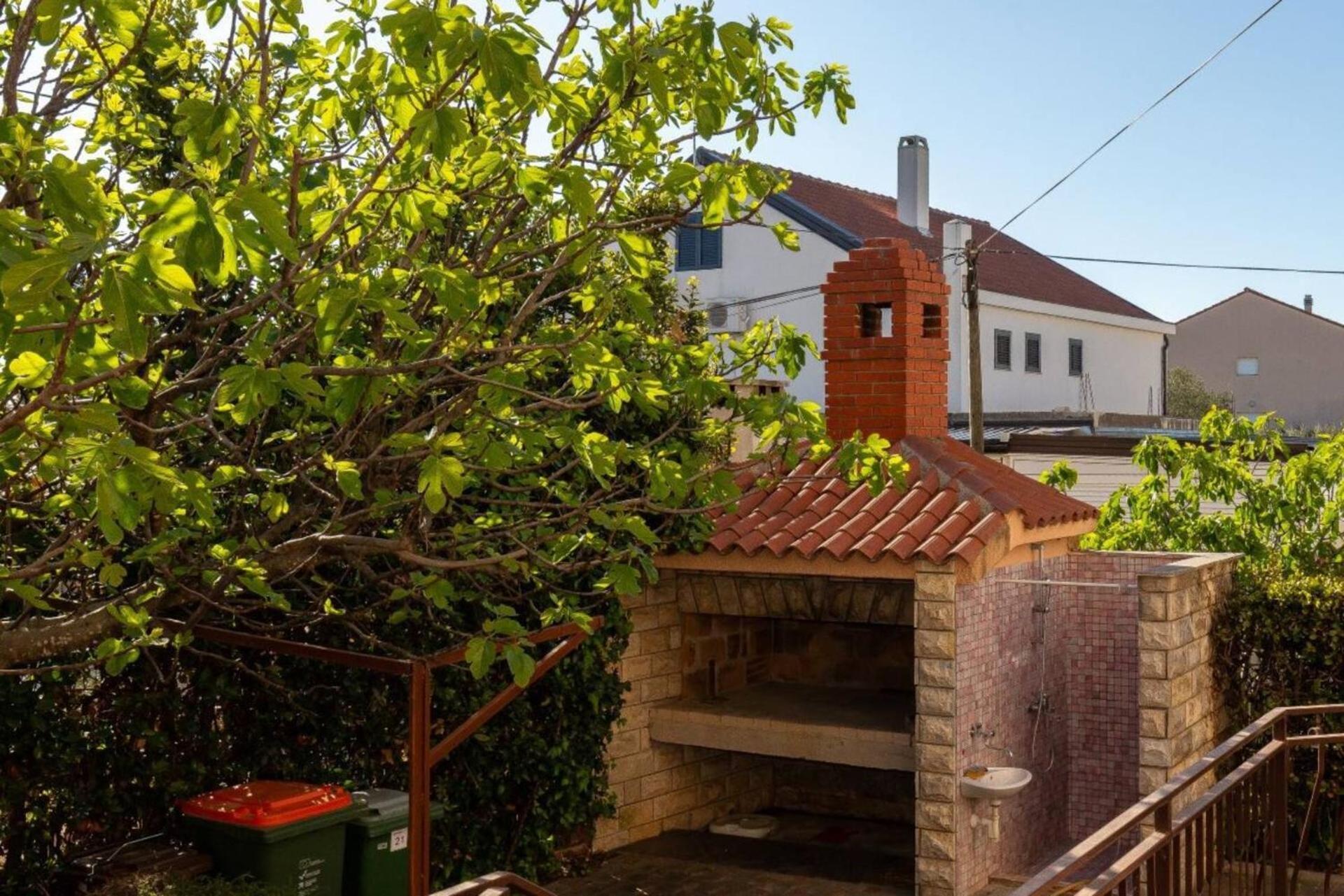 Three Bedroom Apartment In Biograd Biograd Na Moru Exterior foto